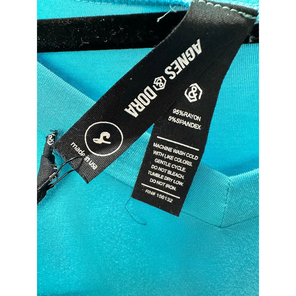 Agnes & Dora Womens NWT Size S Scuba Blue Relaxed Oversized V-Neck Tee - Picture 2 of 4